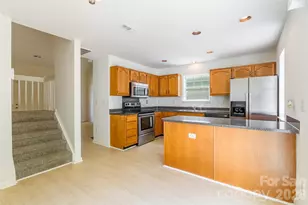5840 Prescott Ct, Charlotte, NC 28269 - Photo 7