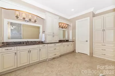 8100 Skye Lochs Drive, Waxhaw, NC 28173 - Photo 17