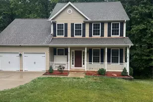 190 Meadow Glen Dr, Troutman, NC 28166 - Photo 1