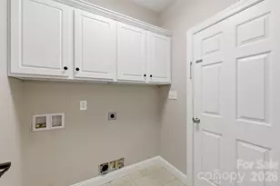 190 Meadow Glen Dr, Troutman, NC 28166 - Photo 13