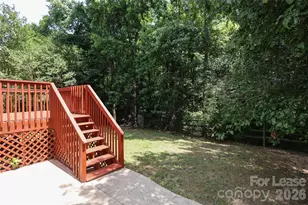 8306 Hornwood Ct, Charlotte, NC 28215 - Photo 35