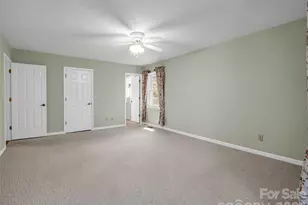 525 Maren Ct, Hendersonville, NC 28739 - Photo 17
