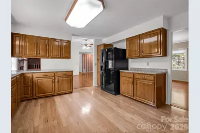 525 Maren Court, Hendersonville, NC 28739 - Photo 11