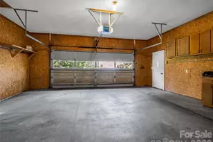 525 Maren Ct, Hendersonville, NC 28739 - Photo 13