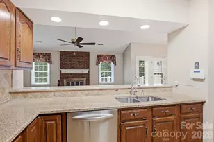 9232 Hemingford Ct, Charlotte, NC 28277 - Photo 3
