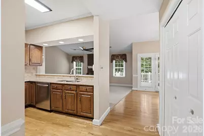 9232 Hemingford Court, Charlotte, NC 28277 - Photo 7