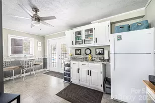 2651 31st St Ct NE, Hickory, NC 28601 - Photo 33