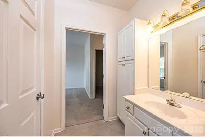 1410 4th Street Drive NW #201, Hickory, NC 28601 - Photo 23