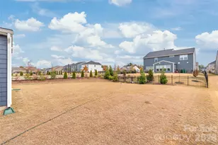 12205 Hollinhope Dr, Charlotte, NC 28278 - Photo 43