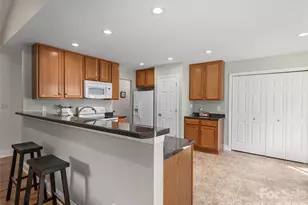 64 Springside Rd, Asheville, NC 28803 - Photo 7