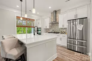 1006 Parkes St, Matthews, NC 28105 - Photo 5