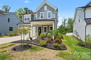 1006 Parkes St, Matthews, NC 28105 - Photo 3