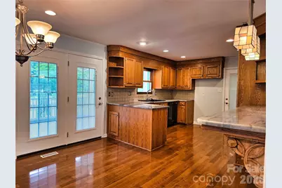 158 W Meadowview Drive, Statesville, NC 28625 - Photo 11