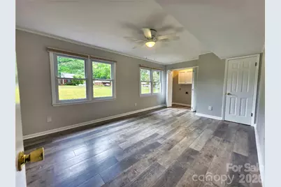 158 W Meadowview Drive, Statesville, NC 28625 - Photo 25