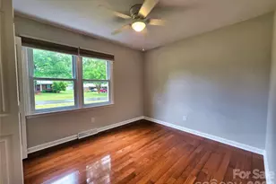 158 W Meadowview Dr, Statesville, NC 28625 - Photo 19