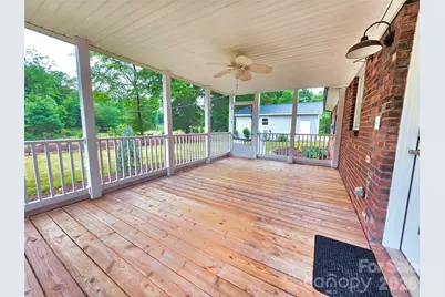 158 W Meadowview Drive, Statesville, NC 28625 - Photo 11