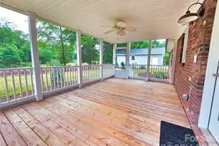 158 W Meadowview Dr, Statesville, NC 28625 - Photo 11