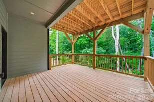 414 Scarlett Oak Ct NE, Lenoir, NC 28645 - Photo 17