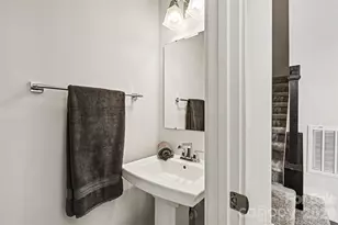 1414 Newell Towns Ln, Charlotte, NC 28262 - Photo 25