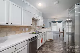 3000 Misty Harbor Cir, Cramerton, NC 28032 - Photo 9