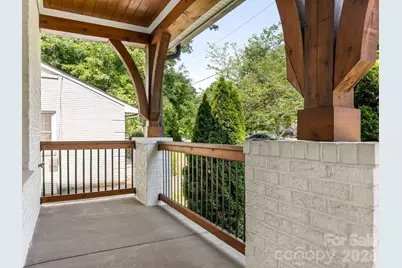 2928 Hanson Drive, Charlotte, NC 28207 - Photo 3