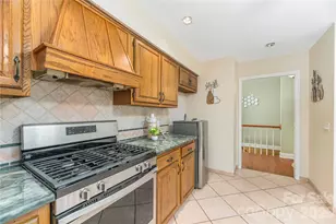 446 Deerhaven Ln, Hendersonville, NC 28791 - Photo 15