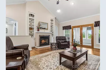 115 Flameleaf Lane, Laurel Park, NC 28739 - Photo 9
