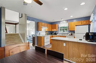 420 Scarlett Ln, Fort Mill, SC 29715 - Photo 9
