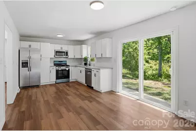 714 Bilmark Avenue, Charlotte, NC 28213 - Photo 7