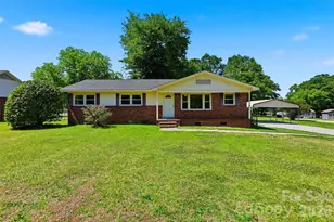 506 Providence Rd, Lancaster, SC 29720 - Photo 1