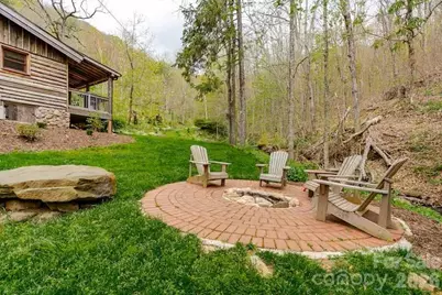 635/634 Little Horse Creek, Newland, NC 28657 - Photo 9