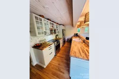 635/634 Little Horse Creek, Newland, NC 28657 - Photo 19