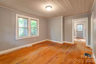 1 Narbeth Rd, Asheville, NC 28806 - Photo 5