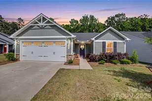 2220 GoldWood Dr, Charlotte, NC 28215 - Photo 1
