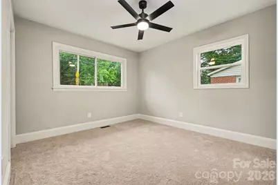 3716 Fieldcrest Road, Charlotte, NC 28217 - Photo 11