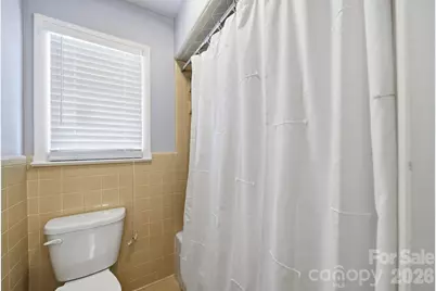 970 23rd Avenue NE, Hickory, NC 28601 - Photo 33
