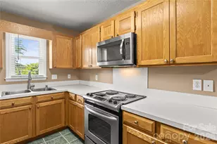 110 Balsam Dr, Lincolnton, NC 28092 - Photo 5