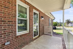 110 Balsam Dr, Lincolnton, NC 28092 - Photo 23