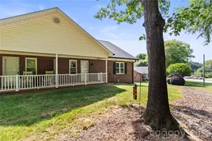 110 Balsam Dr, Lincolnton, NC 28092 - Photo 21