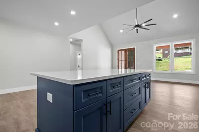 730 Chatsworth Circle SE, Lenoir, NC 28645 - Photo 21