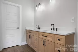 730 Chatsworth Circle SE, Lenoir, NC 28645 - Photo 25