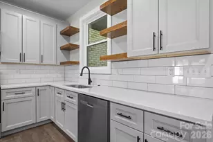 730 Chatsworth Circle SE, Lenoir, NC 28645 - Photo 19