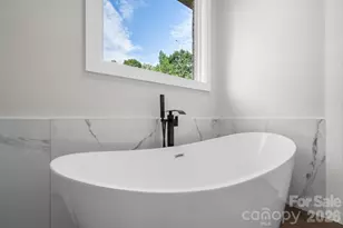 730 Chatsworth Circle SE, Lenoir, NC 28645 - Photo 27