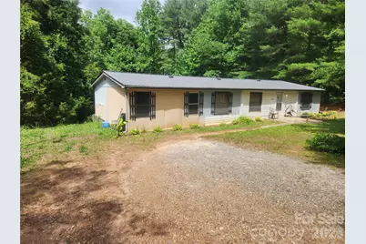 135 Watson Avenue, Taylorsville, NC 28681 - Photo 1