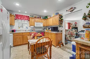 90 60 & 132 Hennessee St, Clyde, NC 28721 - Photo 13