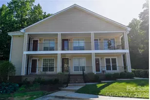 1046 Surry Ln, Gastonia, NC 28054 - Photo 3