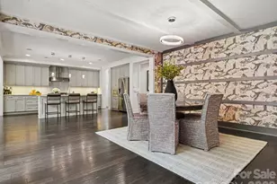 1020 N Sharon Amity Rd, Charlotte, NC 28211 - Photo 17