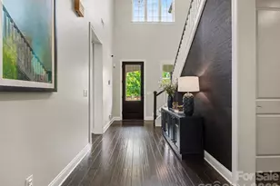 1020 N Sharon Amity Rd, Charlotte, NC 28211 - Photo 7
