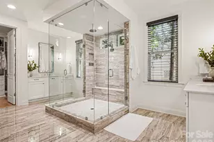 1020 N Sharon Amity Rd, Charlotte, NC 28211 - Photo 23