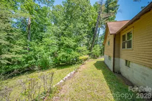 77 1st St, Tryon, NC 28782 - Photo 9